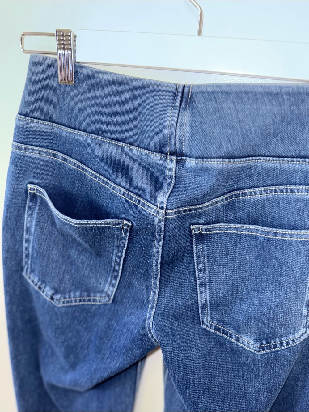 NWT HALARA (XS) Brand New Polyester 'Jeans' with Elastic Pull-On Waistband - Picture 5 of 6